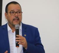 Em vídeo deputado diz que “Saúde em Xique-Xique virou moeda de chantagem na mão do prefeito”