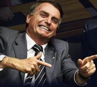 Medida Provisória de Bolsonaro prejudica Jornalistas, Radialistas e mais 12 profissões