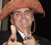 Bolsonaro dobra nº de convidados em evento na BA, mas Rui segue com limite