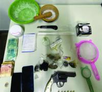 Polícia faz apreensão de drogas e arma de fogo durante operação em Irecê