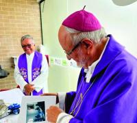 Colaboradores do Hospital Regional de Irecê se despedem do bispo Dom Tommaso