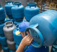 Revendedores dizem que botijão de gás pode chegar a R$ 200 em 2021
