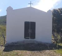 Comunidade se une para concluir obra de igreja em Santana, povoado de Gentio do Ouro