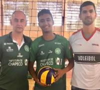 Atleta de Uibaí vai jogar a liga catarinense de voleibol em 2020
