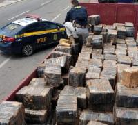 Jequié: Caminhão com mais de 3 toneladas de maconha é apreendido pela PRF