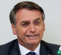 Bolsonaro sugere ‘fazer cocô dia sim, dia não’ para salvar o meio ambiente