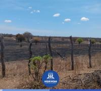 Prefeitura trabalha no combate ao incêndio que atinge região do Pajeú