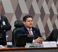 CCJ do Senado aprova PEC da Transição com R$ 145 bilhões fora do teto