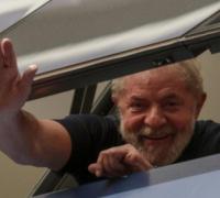 Após decisão de Marco Aurélio, defesa entra com pedido de liberdade de Lula