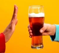 Consumo de álcool causa danos no cérebro em qualquer medida, aponta estudo