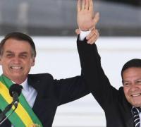 Bolsonaro sugere que Mourão age como presidente paralelo, diz jornal