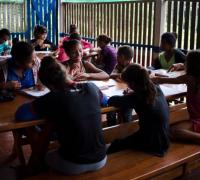 Escola inclusiva deve considerar experiência de vida, diz professora