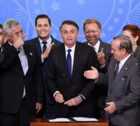 Com veto a fuzis para todos, governo publica novo decreto das armas