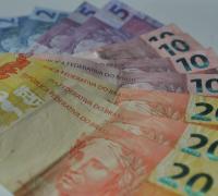 Governo reduz para R$ 1.031 estimativa de salário mínimo para 2020