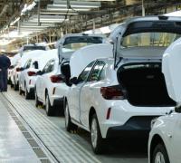 Fabricação de carros do mundo inteiro pode parar até o fim de 2021
