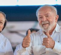 Lula garante a prefeitos que não haverá queda no repasse do FPM: “No mínimo igual”