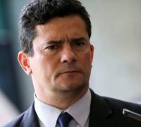 Moro ameaça pedir demissão após Bolsonaro tentar impor troca no comando da PF