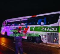 Acidente com ônibus deixa ao menos quatro mortos no Sul da Bahia