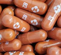Reino Unido aprova pílula antiviral para tratamento da covid-19