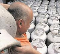 Petrobras reduz preço do gás de cozinha em 9,8% para distribuidoras