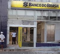  Bandidos explodem caixas eletrônicos do Banco do Brasil em Barreiras