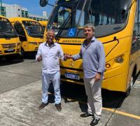 Prefeitura de Gentio do Ouro recebe mais um ônibus escolar