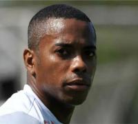 STJ dá primeiro passo para Robinho cumprir pena por estupro coletivo no Brasil