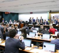 CCJ aprova parecer a favor da reforma da Previdência