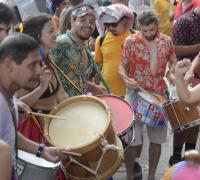 Com novos casos de covid-19, Rio cancela blocos de rua no carnaval