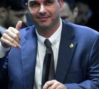 Flávio Bolsonaro é investigado pelo núcleo de combate à corrupção do MPF no RJ