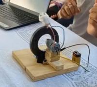 Estudantes criam gerador de energia a partir da força magnética